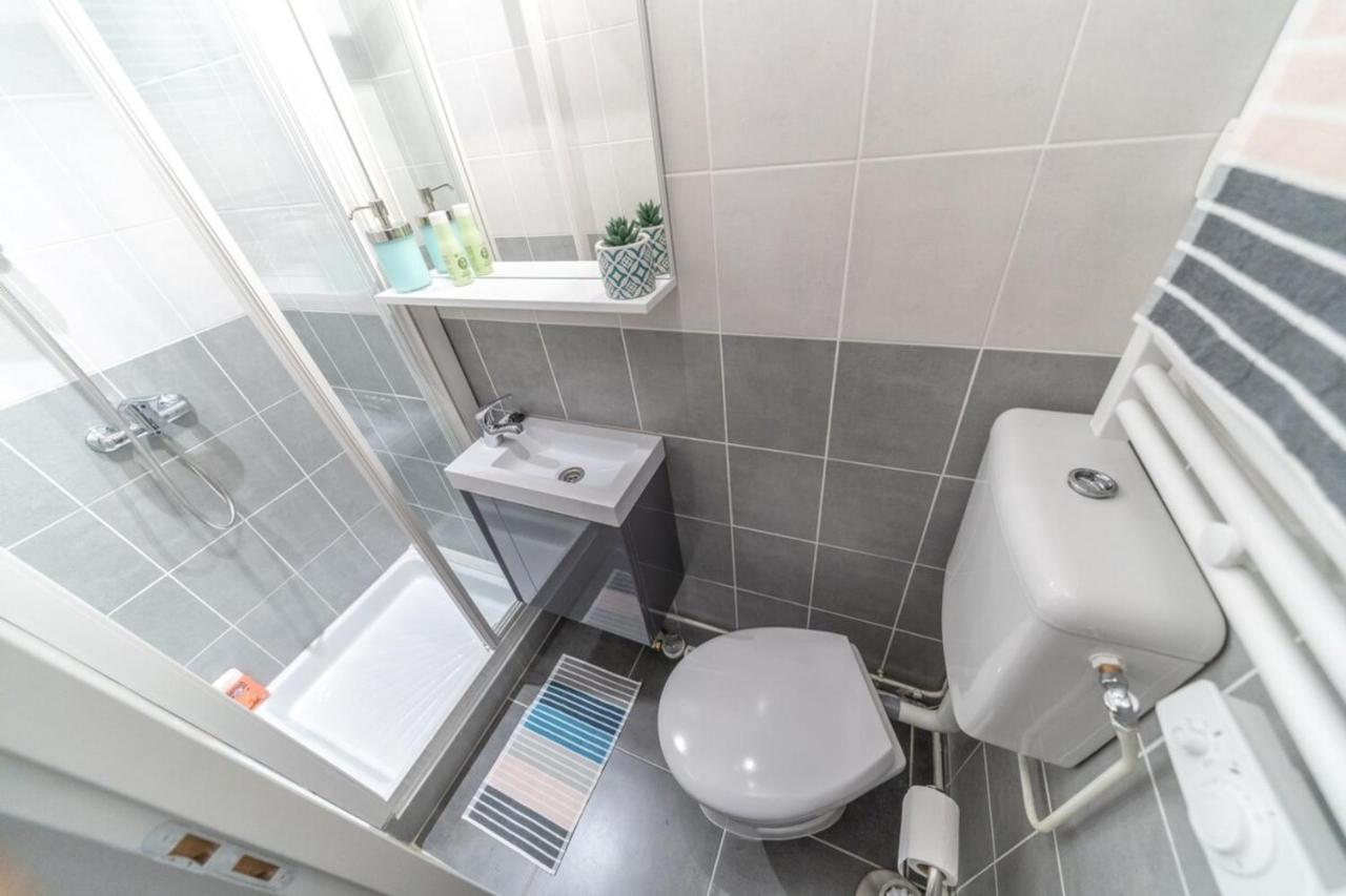 Charming Renovated Studio - Villeurbanne Exteriör bild
